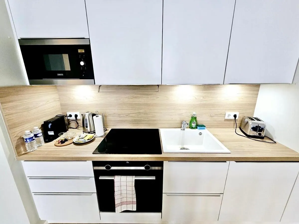 Appartamento Modern One Bedroom Flat With A Parking Space Lussemburgo